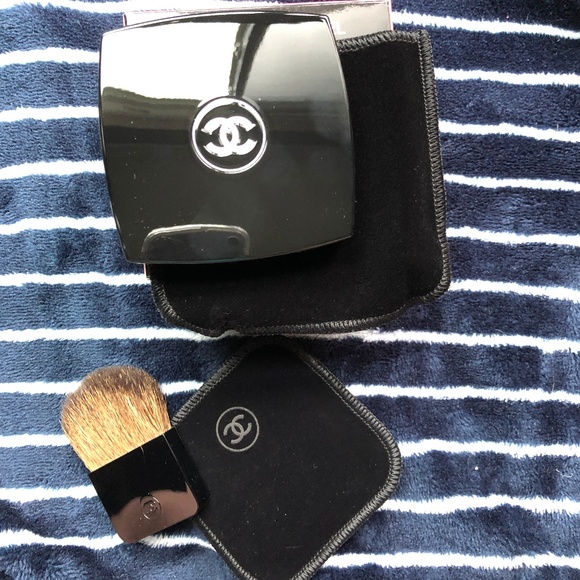 CHANEL DE VOYAGE TRAVEL FACE PALETTE NEW LTD. ED. - Picture 2 of 6